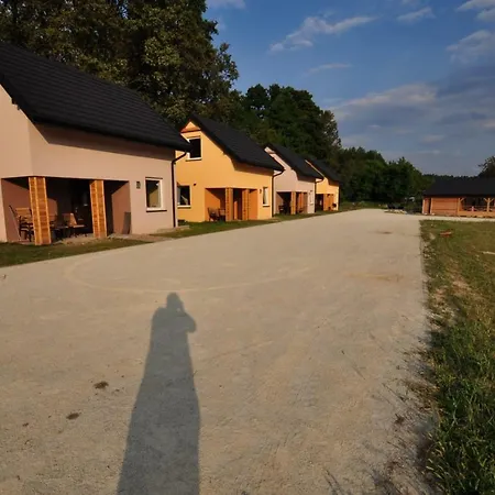 Osrodek Wypoczynkowy Oaza 펜션 *