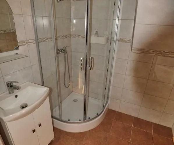 Osrodek Wypoczynkowy Oaza 펜션 *